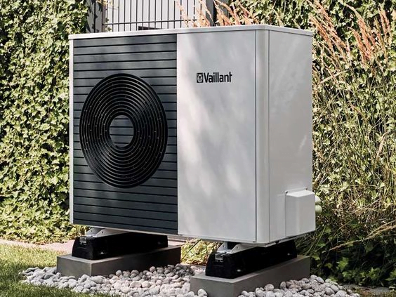 Mastering Air Source Heat Pump Installation: Complete Guide (2024)
