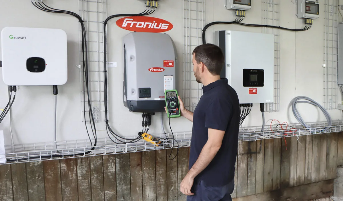 Solar inverter replacement